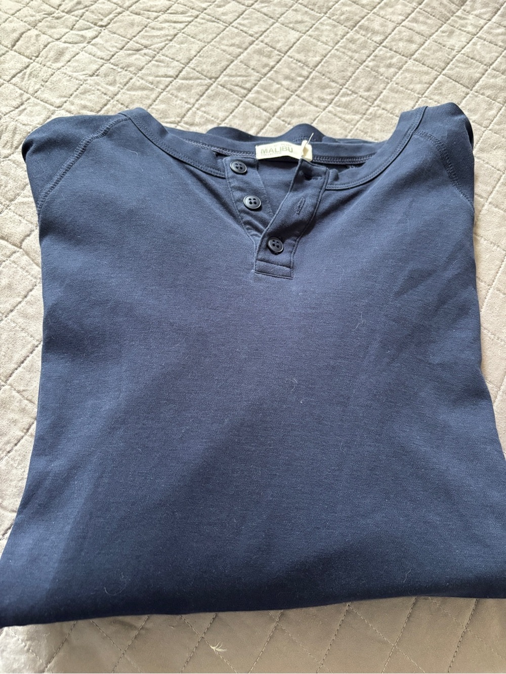 Barefoot Dreams Malibu Collection Navy Long Sleeve Henley Shirt Men’s large soft - Picture 2 of 8